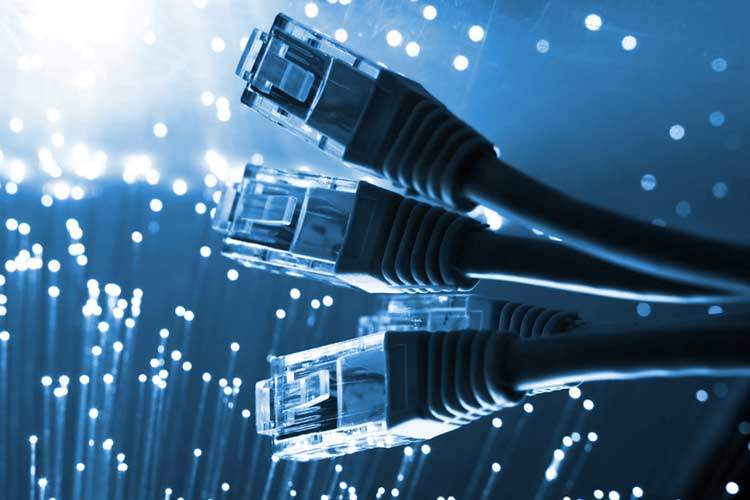 کیفیت اینترنت تحت تاثیر حمله سایبری به زیرساخت‌های کشور است