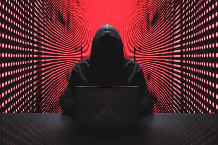 نفوذ هکرها به ایمیل‌های وزارت دادگستری آمریکا