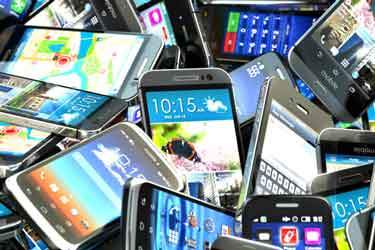 واردات بیش از ۱۵ میلیون دستگاه تلفن‌همراه به کشور