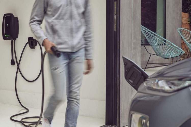 نصب شارژ خانگی Electrify America برای خودرو برقی آسان‌تر می‌شود