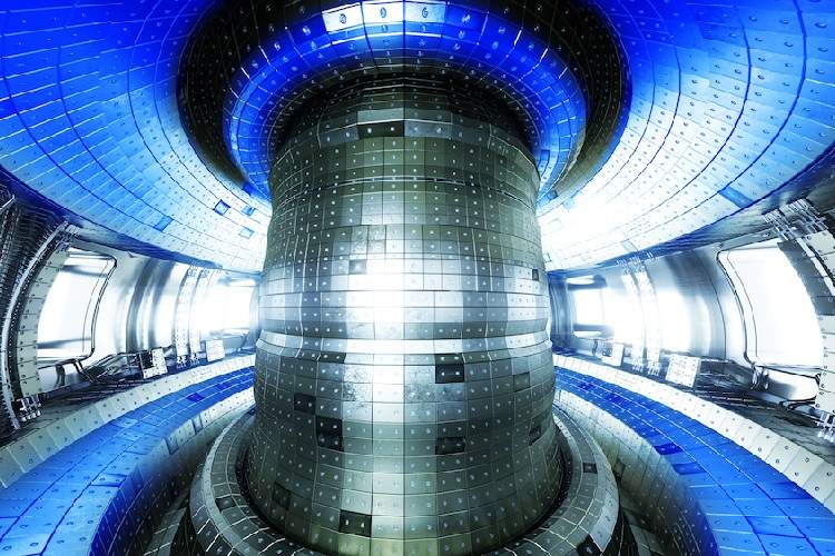 چین در پی ساخت اولین راکتور هسته‌ای سازگار با طبیعت