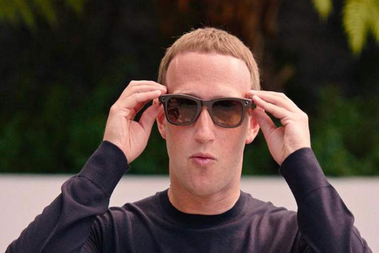 فیس‌بوک از عینک هوشمند رونمایی کرد