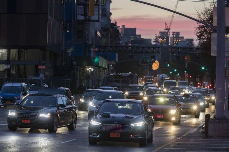 ممنوعیت فروش خودروهای سوخت فسیلی از سال 2035 در نیویورک
