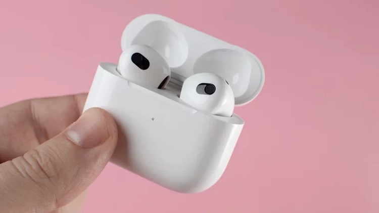 اختراع جدید اپل برای ایرپادهایی که داخل گوش قرار نمی‌گیرند - تی ام گیم