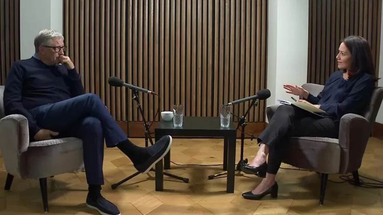 مصاحبه بیل گیتس با میشل حسین خبرنگار بی‌بی‌سی