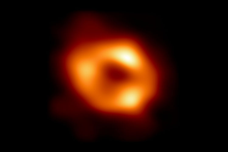 نخستین تصویر از سیاهچاله غول‌پیکر راه شیری