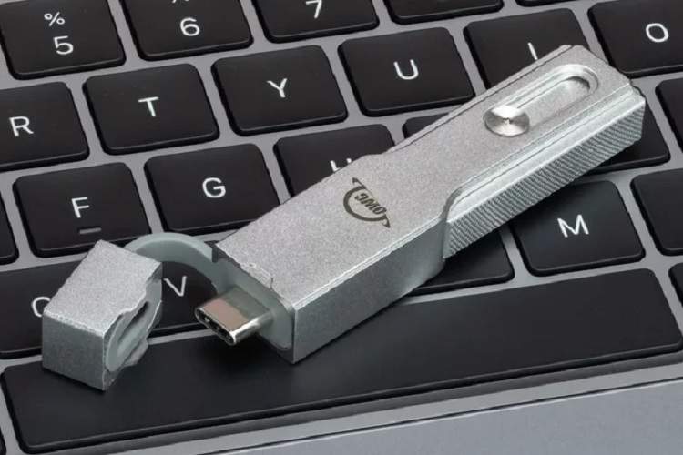حافظه SSD جیبی که می‌تواند به هر دستگاهی متصل شود
