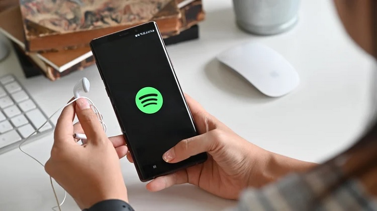 Spotify is still losing money