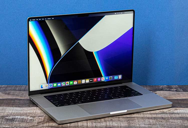 1. MacBook Pro 16-inch (M1, 2021)