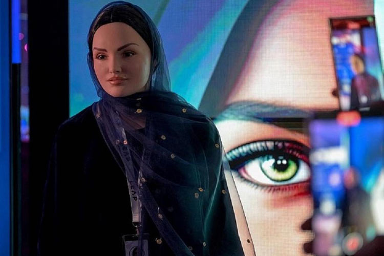 سارا؛ اولین ربات عربستان سعودی که می‌تواند به گویش محلی صحبت کند