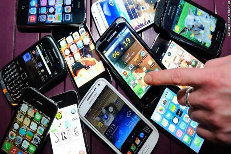 ماجرای فساد دو جانبه سنگین در واردات تلفن همراه در کشور