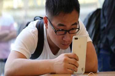 افول رونق فروش گوشی‌های اندرویدی و آیفون در چین