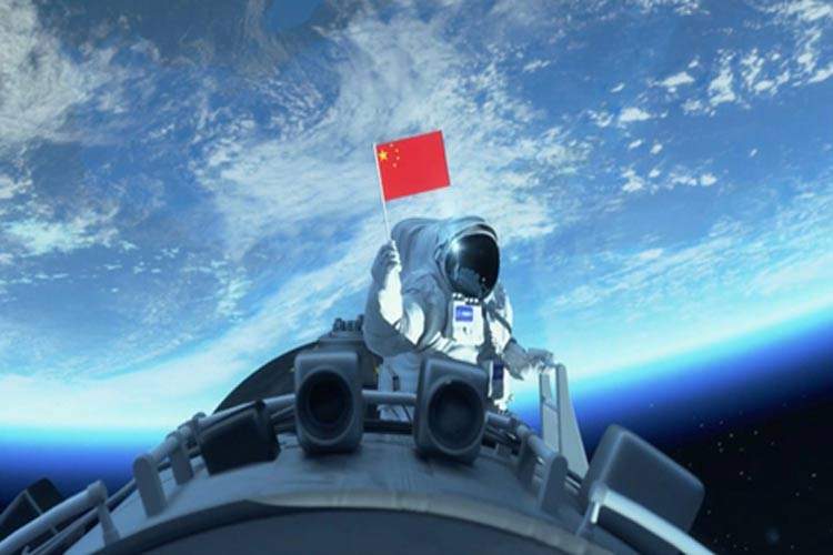 فضاپیمای مرموز چینی پس از ۲۷۶ روز به زمین باز‌گشت