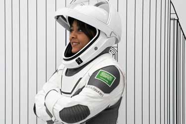 نخستین فضانورد زن سعودی با آکسیوم اسپیس به فضا رفت  <img src="/images/video_icon.gif" width="16" height="13" border="0" align="top">