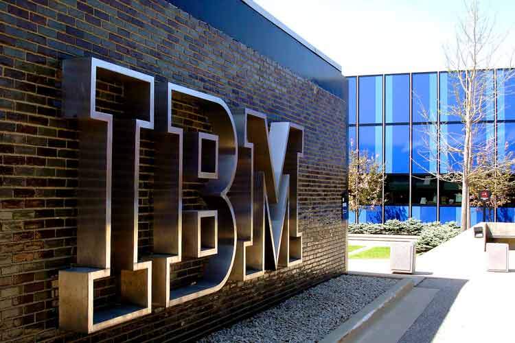 خرید پنج میلیارد دلاری IBM