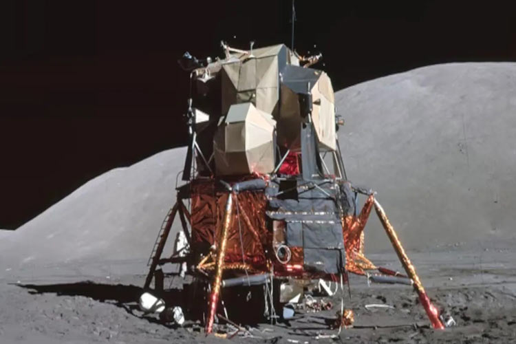 دلیل زلزله ثبت‌شده در کره ماه سرد و گرم شدن بقایای ماژول فرود آپولو ۱۷ بود
