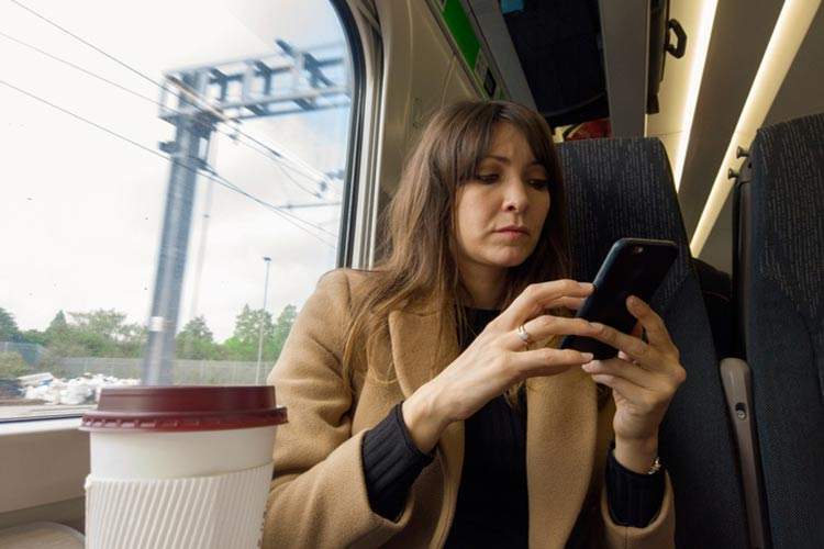 طرح آلمان برای بهبود آنتن‌دهی موبایل‌ در قطار