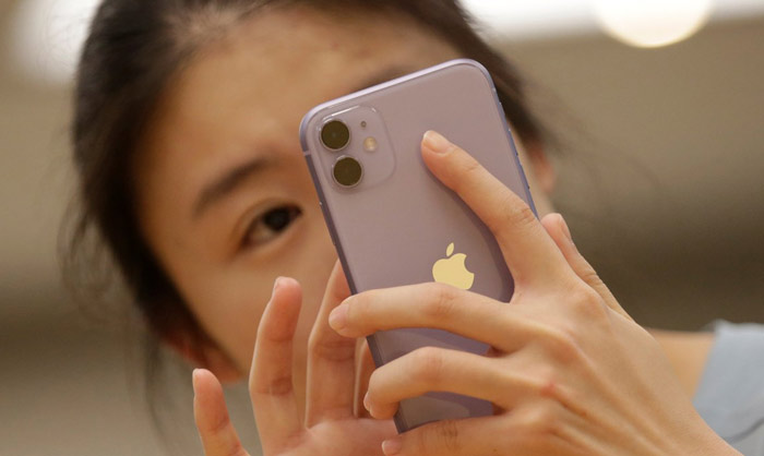 اپل برای اولین بار بازار فروش گوشی‌های هوشمند در چین را در دست گرفت