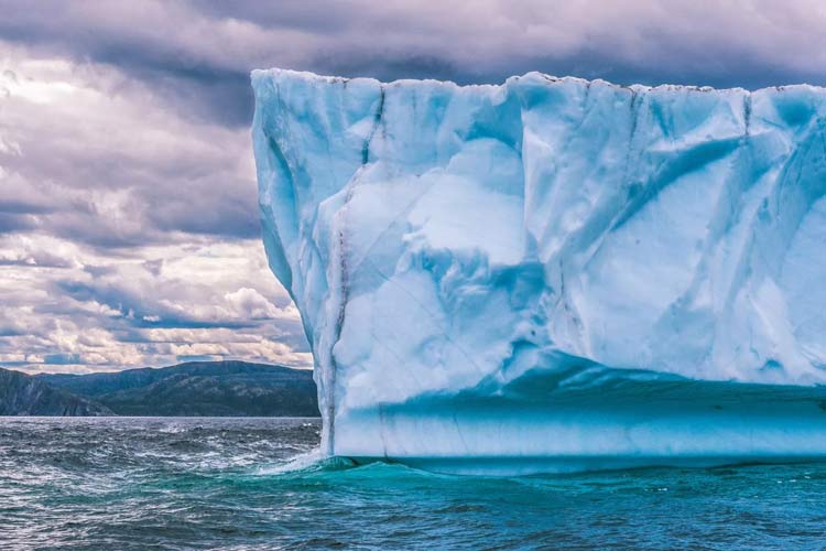 بزرگترین کوه یخ جهان از قطب جنوب در مسیر نابودی است