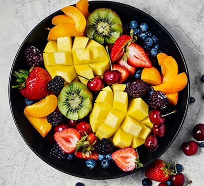 چه میو‌ه‌هایی برای کاهش وزن مفیدند؟