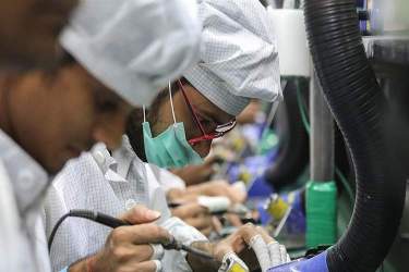 آیا هند از چین و ویتنام در رقابت بر سر صادرات گوشی‌های هوشمند شکست می‌خورد؟