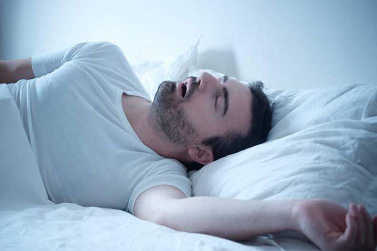 نتایج تحقیقات جدید؛ خواب به دفع سموم مغز کمک نمی‌کند