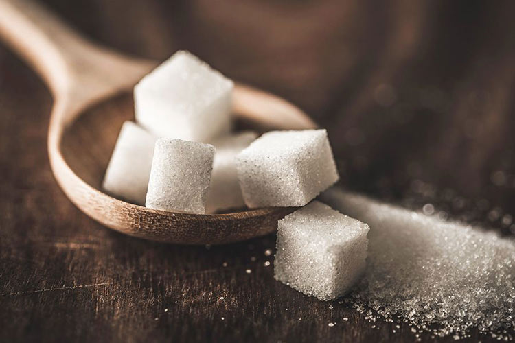 چه طور می‌توانیم مصرف قند و شکر را به حداقل برسانیم؟