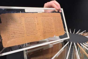 حراج یکی از قدیمی‌ترین کتاب‌های جهان به ارزش بیش از ۲.۵ میلیون دلار