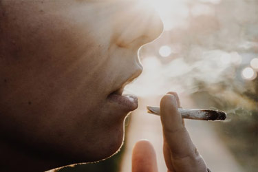خطر بالای ابتلا به روان‌پریشی در نوجوانان مصرف کننده ماریجوانا